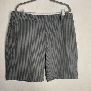 Under Armour Gray Striped Pockets Stretch Flat Front Chino Shorts Men Size 40X10